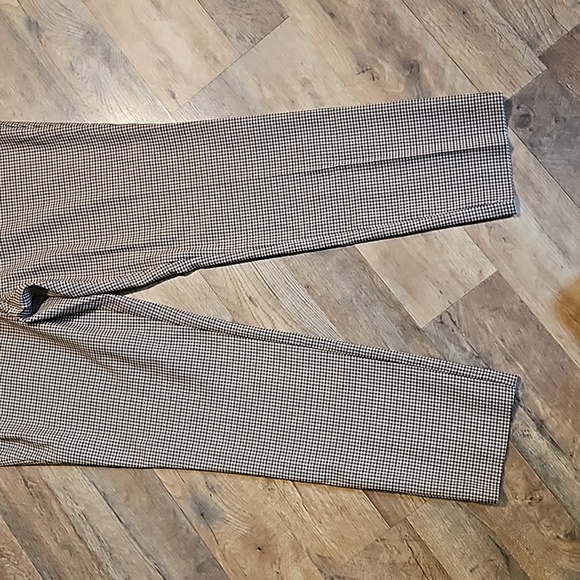 👖LIZ CLAIBORNE LAURA STYLE PANTS👖 - Picture 3 of 10